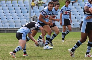 Dane Malone passes to Joel Tubbs - Sharks v Dragons SG Ball Rnd 3 (Photo : ourfooty media)