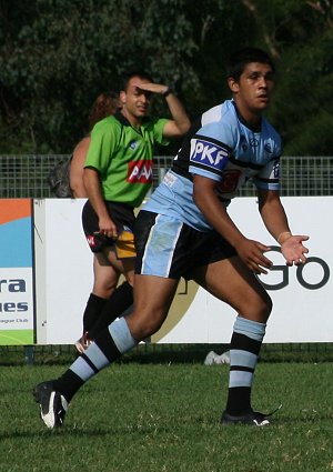 Tyrone Peachey runs onto the ball - Parramatta Eels v Cronulla Sharks SG Ball rnd 6 action (Photo's : ourfooty media)