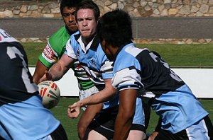 Sam Clune passes to his backline - Raiders vs Sharks (Photo : ourfooty media)