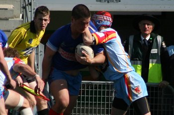 2010 U17A Preliminary Final - De La Salle v Engadine Dragons action (Photo : ourfootymedia)