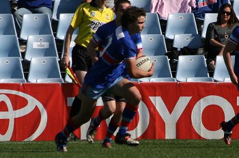 2010 U17A Preliminary Final - De La Salle v Engadine Dragons action (Photo : ourfootymedia)