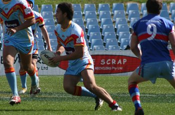 2010 U17A Preliminary Final - De La Salle v Engadine Dragons action (Photo : ourfootymedia)