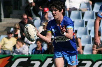 2010 U17A Preliminary Final - De La Salle v Engadine Dragons action (Photo : ourfootymedia)