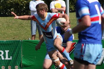 2010 U17A Preliminary Final - De La Salle v Engadine Dragons action (Photo : ourfootymedia)