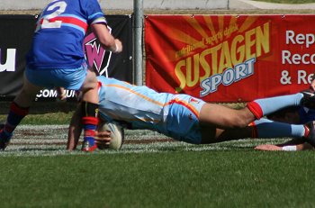 2010 U17A Preliminary Final - De La Salle v Engadine Dragons action (Photo : ourfootymedia)