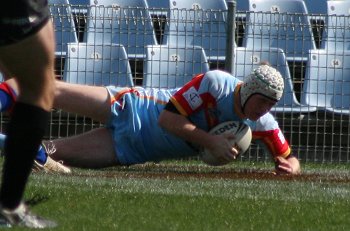 2010 U17A Preliminary Final - De La Salle v Engadine Dragons action (Photo : ourfootymedia)