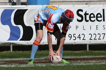 2010 U17A Preliminary Final - De La Salle v Engadine Dragons action (Photo : ourfootymedia)