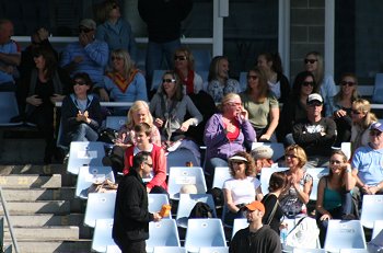 2010 U17A Preliminary Final - De La Salle v Engadine Dragons action (Photo : ourfootymedia)