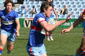 2010 U17A Preliminary Final - De La Salle v Engadine Dragons action (Photo : ourfootymedia)