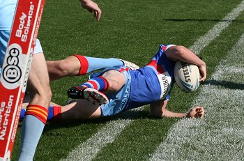 2010 U17A Preliminary Final - De La Salle v Engadine Dragons action (Photo : ourfootymedia)