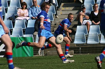 2010 U17A Preliminary Final - De La Salle v Engadine Dragons action (Photo : ourfootymedia)