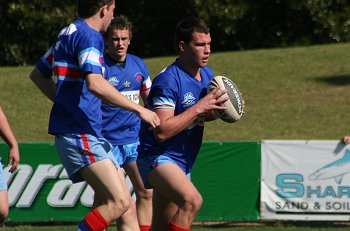 2010 U17A Preliminary Final - De La Salle v Engadine Dragons action (Photo : ourfootymedia)
