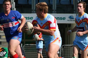 2010 U17A Preliminary Final - De La Salle v Engadine Dragons action (Photo : ourfootymedia)