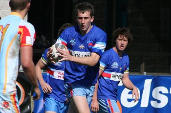 2010 U17A Preliminary Final - De La Salle v Engadine Dragons action (Photo : ourfootymedia)