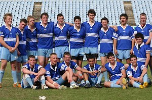 Group 10 Under 16's at Shark Park (Photo : ourfootymedia)