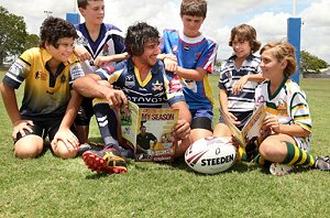 Johnnathan Thurston with the kids 
