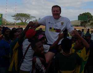 Craig Stapleton is King of the PNG kids