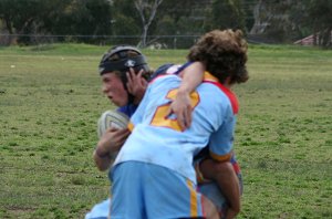 Speersey snashes the Dragons with a great all up tackle 