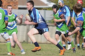 Tom Field goes forward for South Dubbo Raiders under-16s against Eastridge