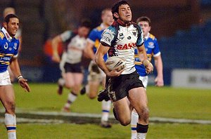 Greg Waddell on his way to the try line Vs Leeds after the Panthers successful tour of England (Photo : ourfooty media)