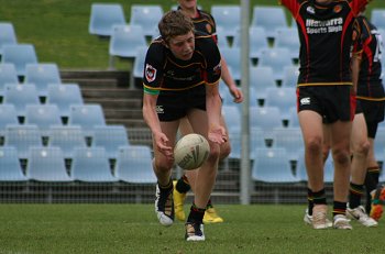 Chase Stanley Cup - Illawarra SHS v The HILLS SHS action (photo : ourfootymedia)
