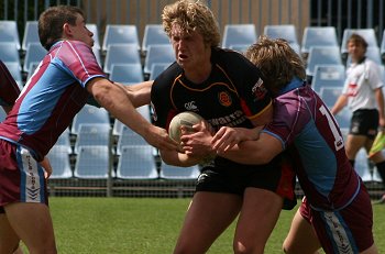 Chase Stanley Cup - Illawarra SHS v The HILLS SHS action (photo : ourfootymedia)