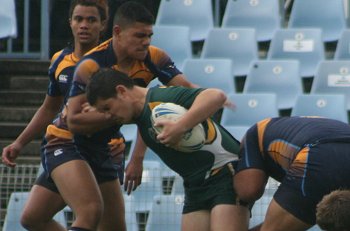 2010 Buckley Shield Grand Final action Hunter SHS v Westfields SHS (Photo's : ourfootymedia)