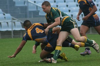 2010 Buckley Shield Grand Final action Hunter SHS v Westfields SHS (Photo's : ourfootymedia)
