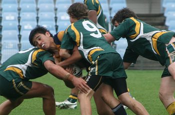 2010 Buckley Shield Grand Final action Hunter SHS v Westfields SHS (Photo's : ourfootymedia)