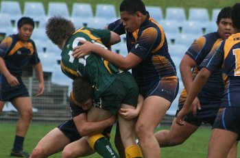 2010 Buckley Shield Grand Final action Hunter SHS v Westfields SHS (Photo's : ourfootymedia)