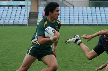 2010 Buckley Shield Grand Final action Hunter SHS v Westfields SHS (Photo's : ourfootymedia)