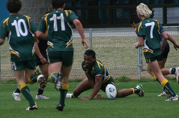 2010 Buckley Shield Grand Final action Hunter SHS v Westfields SHS (Photo's : ourfootymedia)