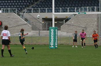 2010 Buckley Shield Grand Final action Hunter SHS v Westfields SHS (Photo's : ourfootymedia)