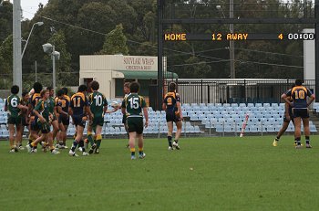 2010 Buckley Shield Grand Final action Hunter SHS v Westfields SHS (Photo's : ourfootymedia)
