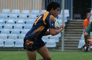 2010 Buckley Shield Grand Final action Hunter SHS v Westfields SHS (Photo's : ourfootymedia)