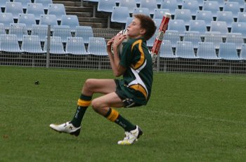 2010 Buckley Shield Grand Final action Hunter SHS v Westfields SHS (Photo's : ourfootymedia)
