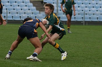 2010 Buckley Shield Grand Final action Hunter SHS v Westfields SHS (Photo's : ourfootymedia)