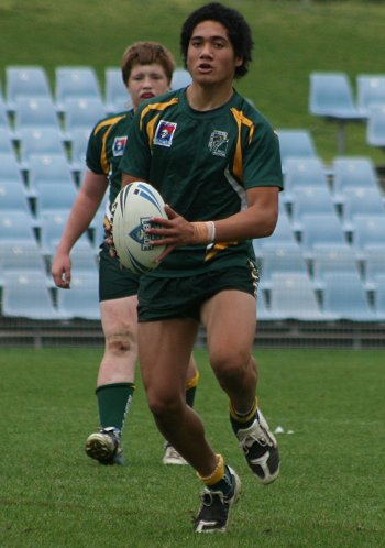 2010 Buckley Shield Grand Final action Hunter SHS v Westfields SHS (Photo's : ourfootymedia)