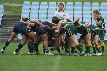 2010 Buckley Shield Grand Final action Hunter SHS v Westfields SHS (Photo's : ourfootymedia)