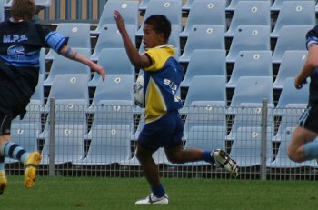 NSWPSSA CLASSIC SHIELD Grand Final Action Muswellbrook PS v Sth Wagga PS @ Shark Park (Photo : ourfootymedia)
