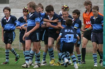 NSWPSSA CLASSIC SHIELD Grand Final Action Muswellbrook PS v Sth Wagga PS @ Shark Park (Photo : ourfootymedia)