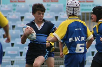 NSWPSSA CLASSIC SHIELD Grand Final Action Muswellbrook PS v Sth Wagga PS @ Shark Park (Photo : ourfootymedia)