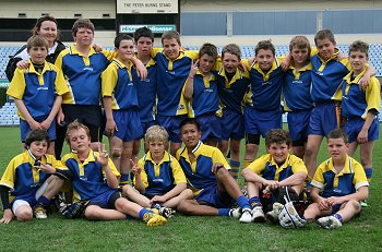 South Wagga Wagga Primary School after their Classic Shield Grand Final on Shark Park (Photo's : Steve Montgomery / OurFootyTeam.com) 