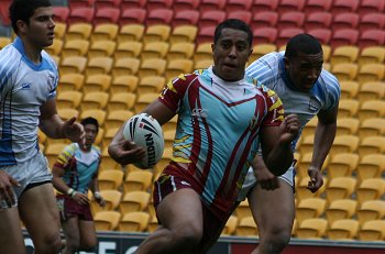 Moseses Fotuaika - 2010 ARL SCHOOLBOYS CUP - Grand Final - Keebra Park v The Hills @ SunCorp Stadium (Photo : ourfootymedia)