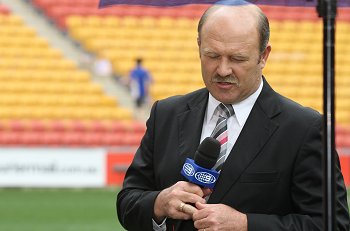 Wally Lewis - 2010 ARL SCHOOLBOYS CUP - Grand Final - Keebra Park v The Hills @ SunCorp Stadium (Photo : ourfootymedia)