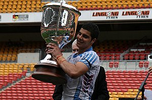 Jason Wehbe Hold up the 2010 ARL Schoolboys Cup (Photo : ourfootymedia)
