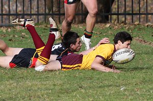 ARL Schoolboys Cup - Holy Cross Catholic College v Illawarra SHS action @St Marys Stadium (Photo : JOHN / OurFootyMedia)