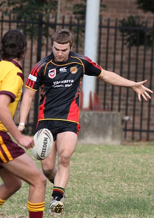 ARL Schoolboys Cup - Holy Cross Catholic College v Illawarra SHS action @St Marys Stadium (Photo : JOHN / OurFootyMedia)