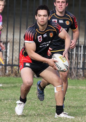ARL Schoolboys Cup - Holy Cross Catholic College v Illawarra SHS action @St Marys Stadium (Photo : JOHN / OurFootyMedia)