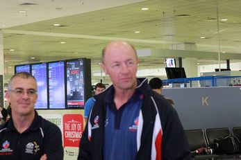 AIS team Doctor Brian Witt and the legendary Brian Johnston (Photo : OurFootyMedia) 